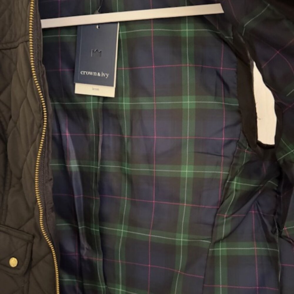 Crown & Ivy Black Quilted Vest Plaid Lining Medium NWT - Picture 7 of 9